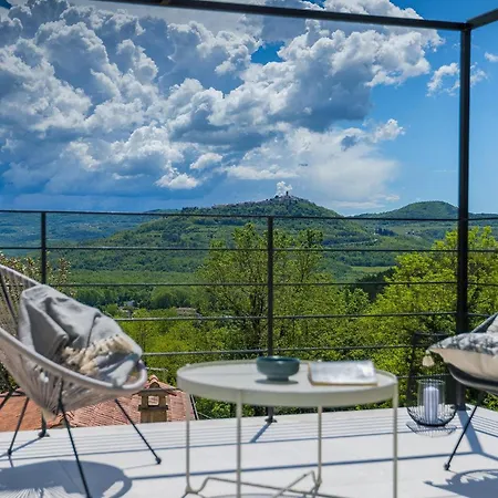 Casa Jovanin Nyaraló *