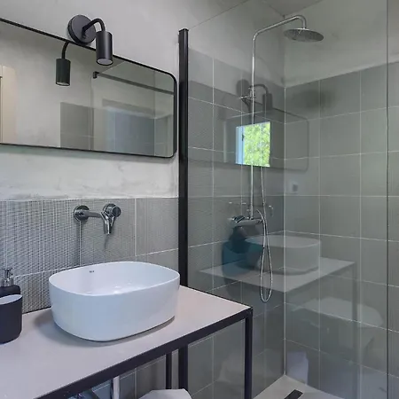 Casa Jovanin Nyaraló *